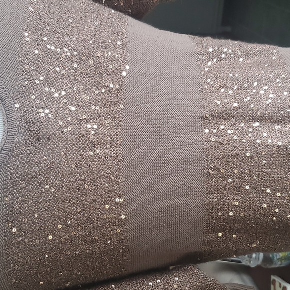 Cocoa brown sequined top - Picture 4 of 5